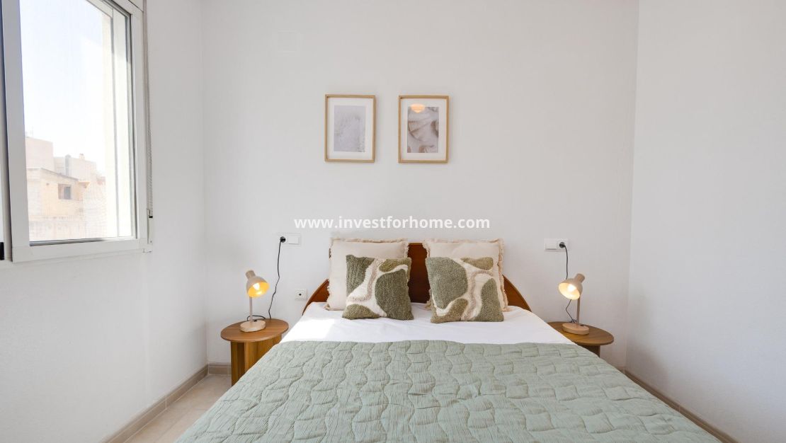 Verkoop - Appartement - Torrevieja - Centro