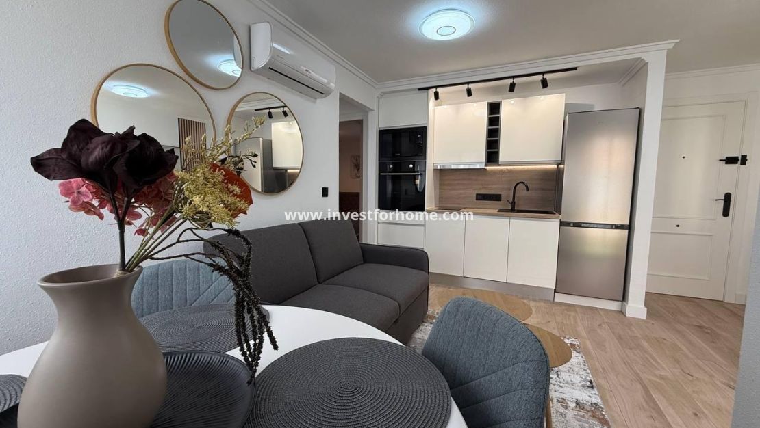 Verkoop - Appartement - Torrevieja - Centro