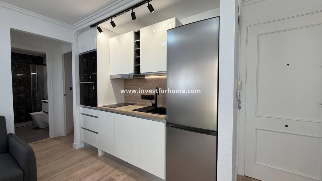 Verkoop - Appartement - Torrevieja - Centro