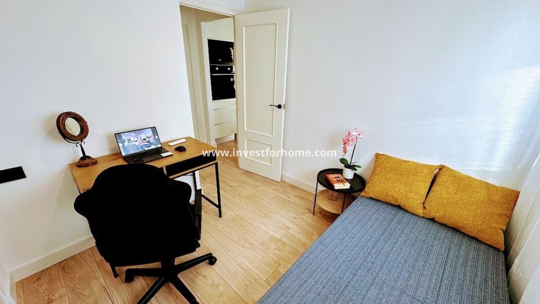 Verkoop - Appartement - Torrevieja - Centro