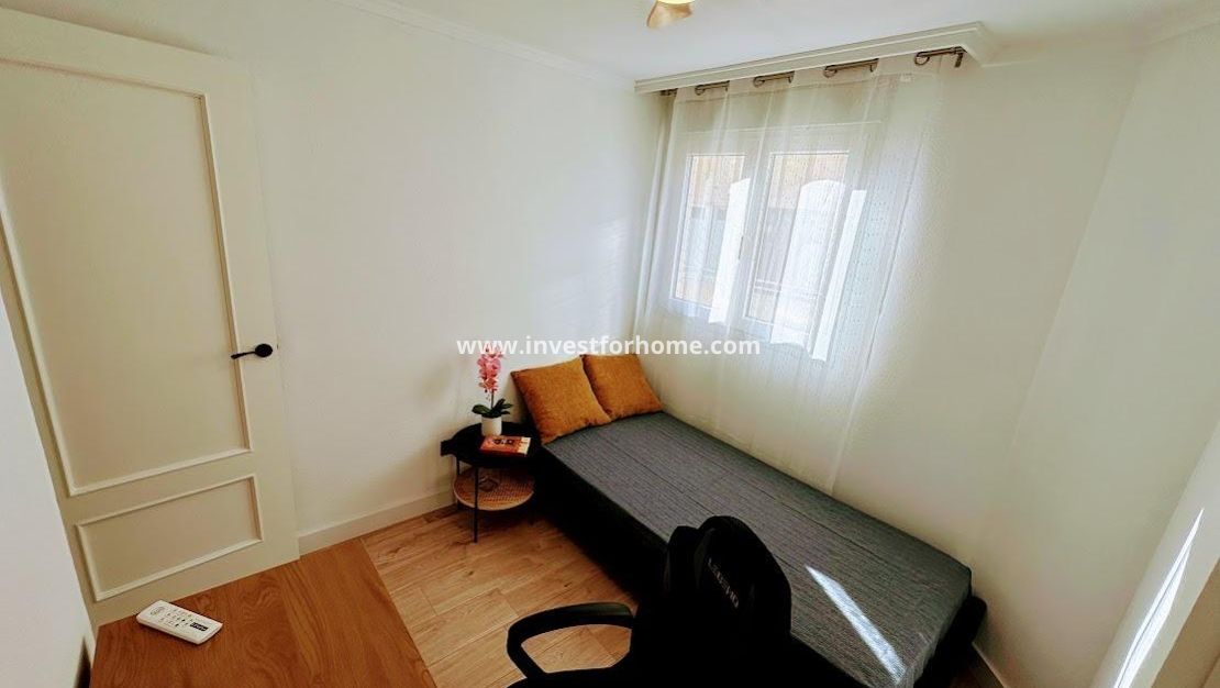 Verkoop - Appartement - Torrevieja - Centro