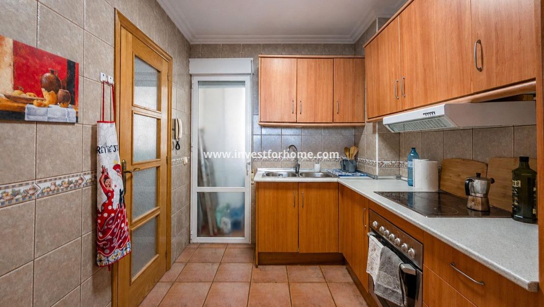 Verkoop - Appartement - Torrevieja - Centro
