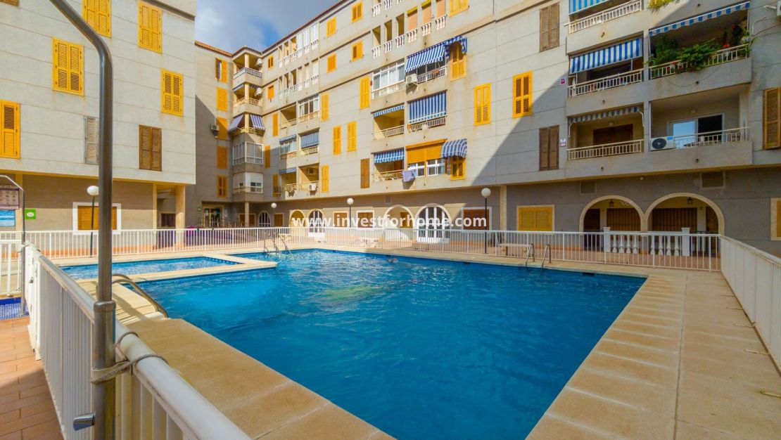 Verkoop - Appartement - Torrevieja - Centro