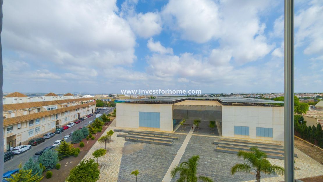 Verkoop - Appartement - Torrevieja - Centro