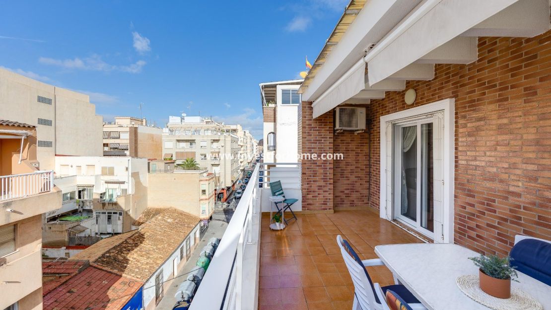 Verkoop - Appartement - Torrevieja - Centro