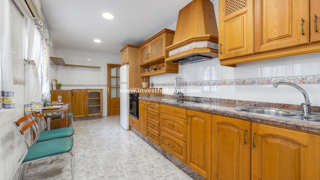 Verkoop - Appartement - Torrevieja - Centro