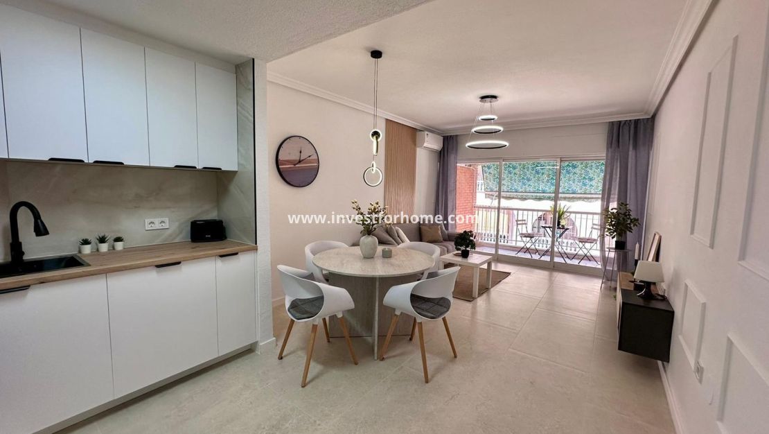 Verkoop - Appartement - Torrevieja - Centro