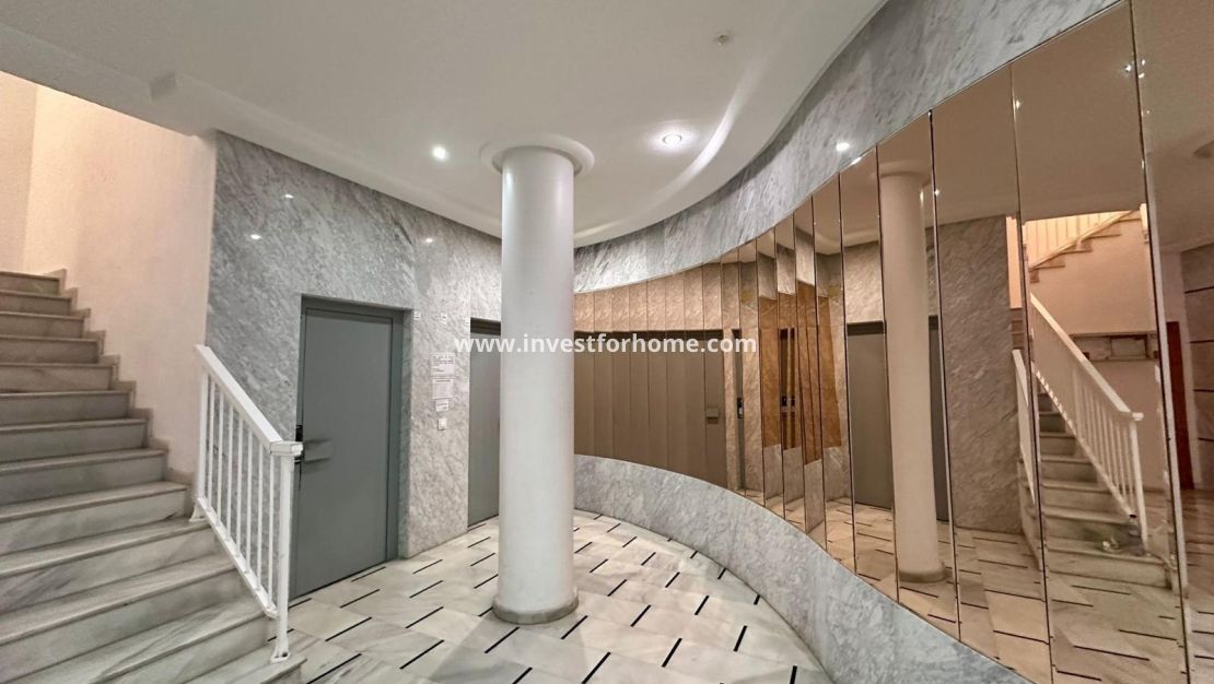 Verkoop - Appartement - Torrevieja - Centro