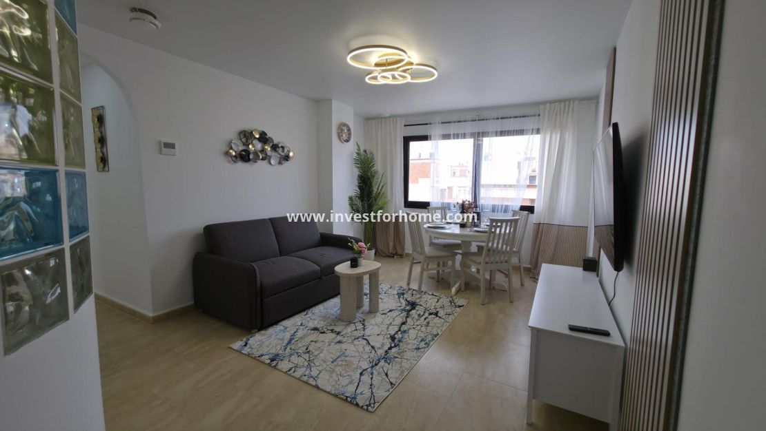 Verkoop - Appartement - Torrevieja - Centro