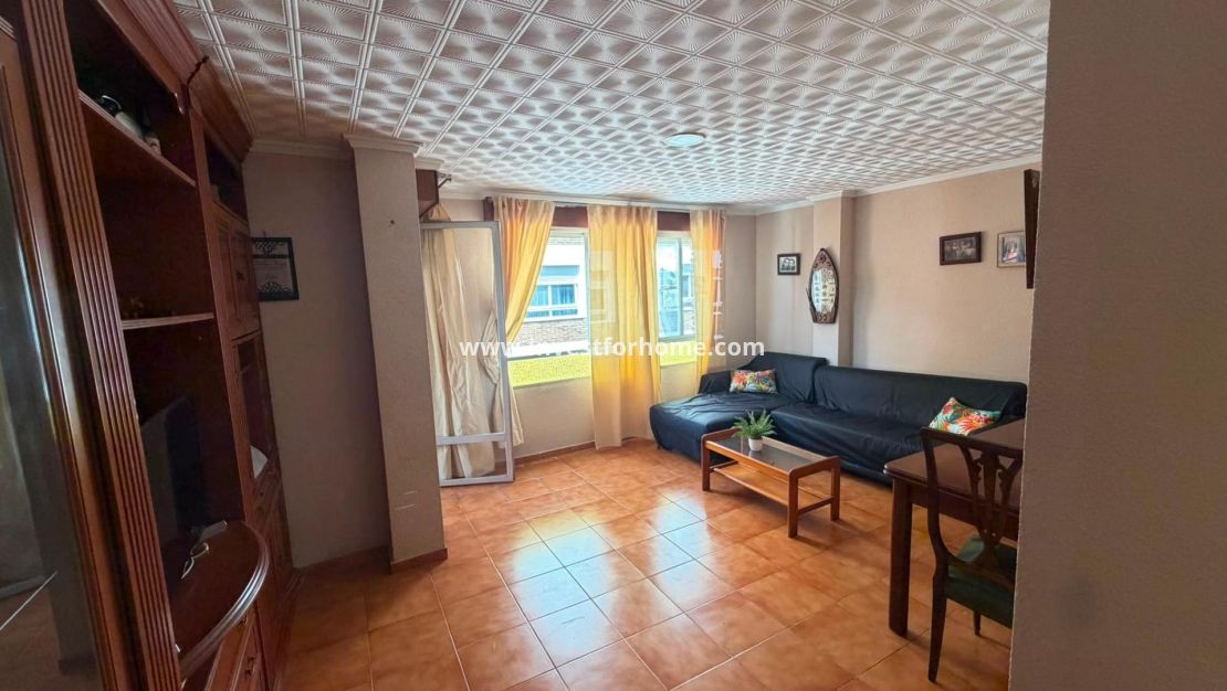 Verkoop - Appartement - Torrevieja - Centro