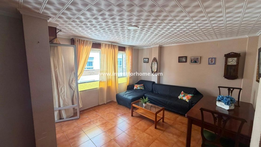 Verkoop - Appartement - Torrevieja - Centro
