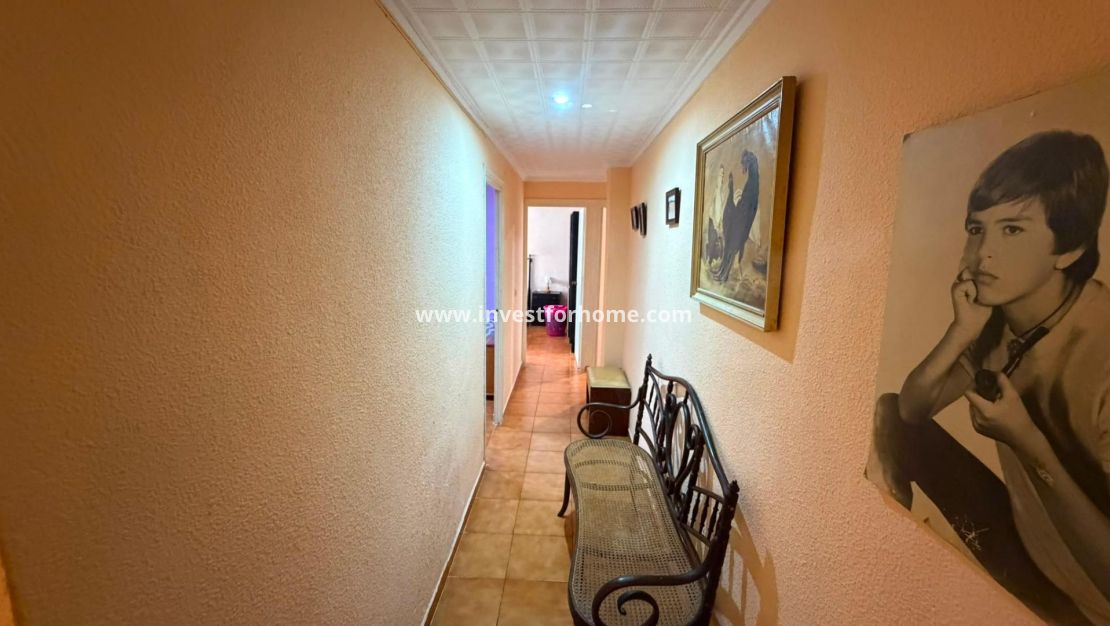 Verkoop - Appartement - Torrevieja - Centro