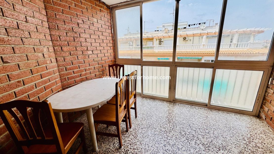Verkoop - Appartement - Torrevieja - Centro