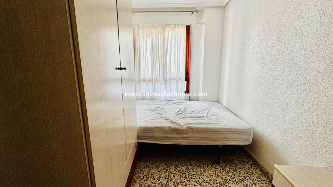 Verkoop - Appartement - Torrevieja - Centro