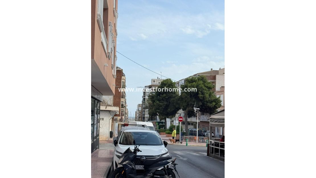 Verkoop - Appartement - Torrevieja - Centro