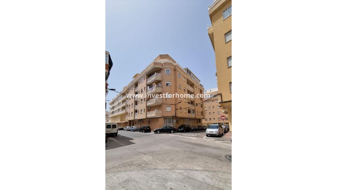 Verkoop - Appartement - Torrevieja - Centro