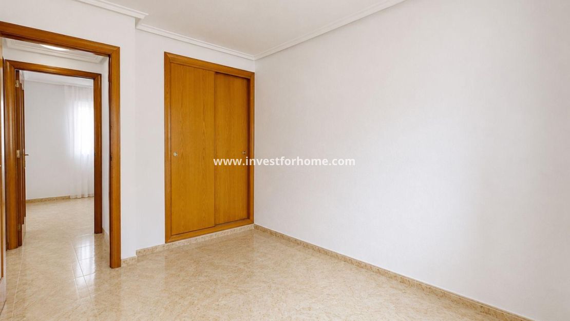 Verkoop - Appartement - Torrevieja - Centro