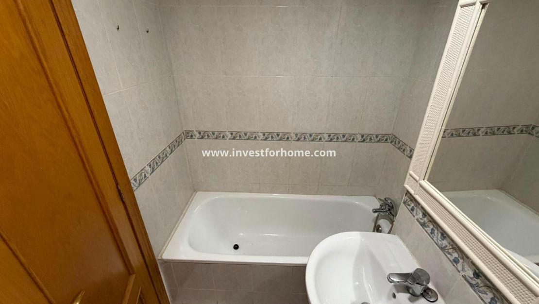 Verkoop - Appartement - Torrevieja - Centro