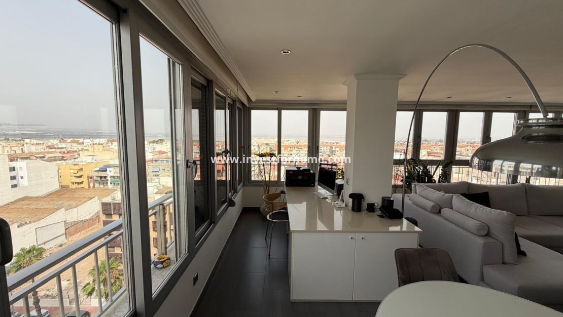 Verkoop - Appartement - Torrevieja - Centro