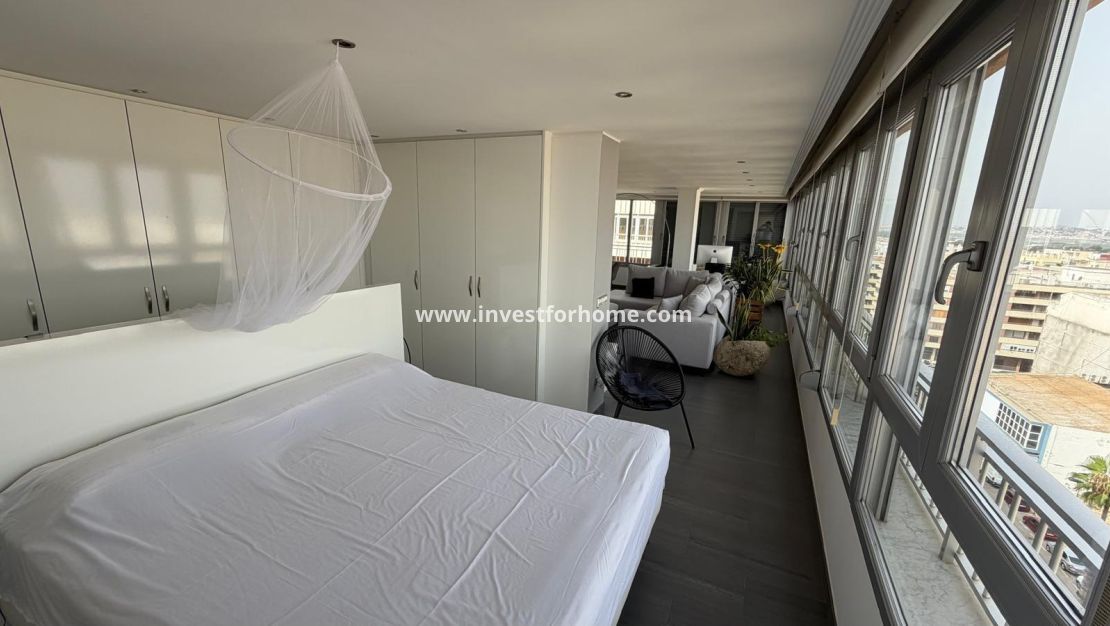 Verkoop - Appartement - Torrevieja - Centro