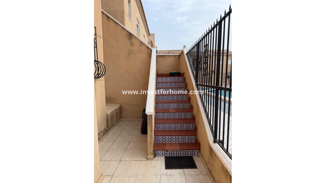 Verkoop - Appartement - Torrevieja - Centro