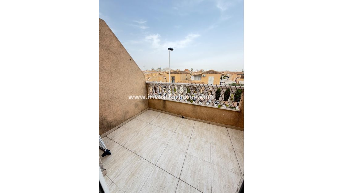 Verkoop - Appartement - Torrevieja - Centro