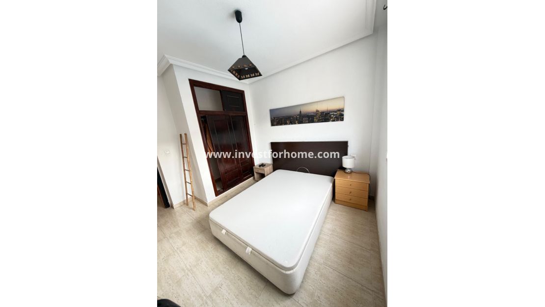 Verkoop - Appartement - Torrevieja - Centro