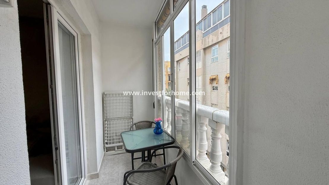 Verkoop - Appartement - Torrevieja - Centro