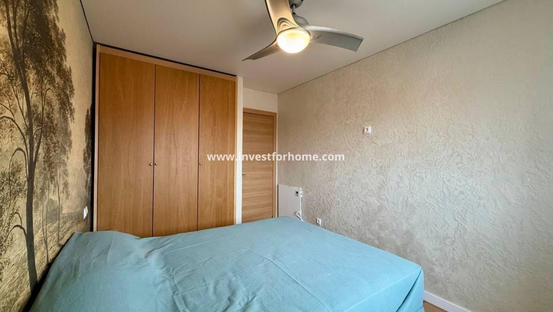 Verkoop - Appartement - Torrevieja - Centro