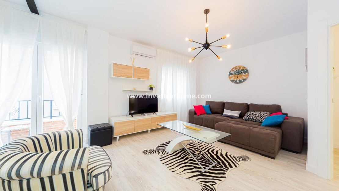 Verkoop - Appartement - Torrevieja - Centro