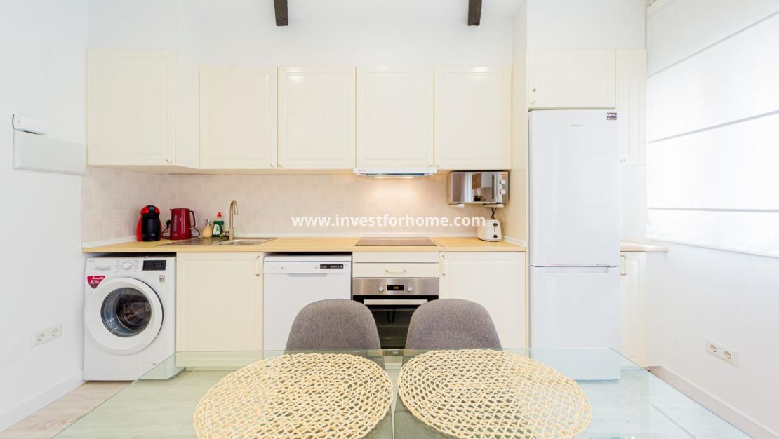 Verkoop - Appartement - Torrevieja - Centro