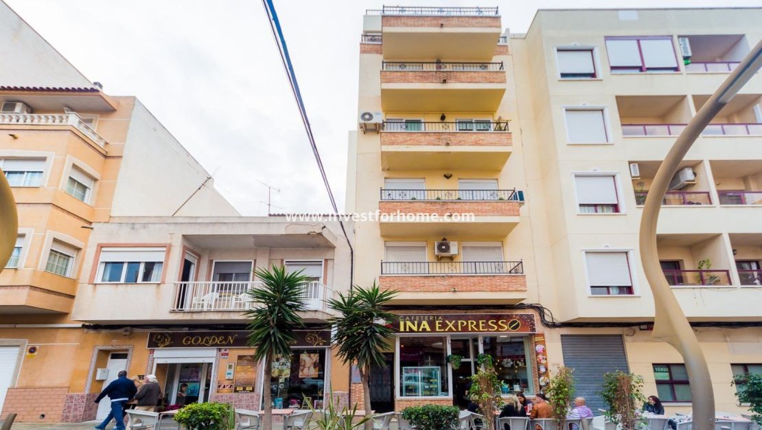 Verkoop - Appartement - Torrevieja - Centro