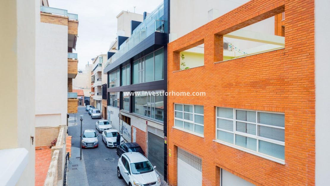 Verkoop - Appartement - Torrevieja - Centro