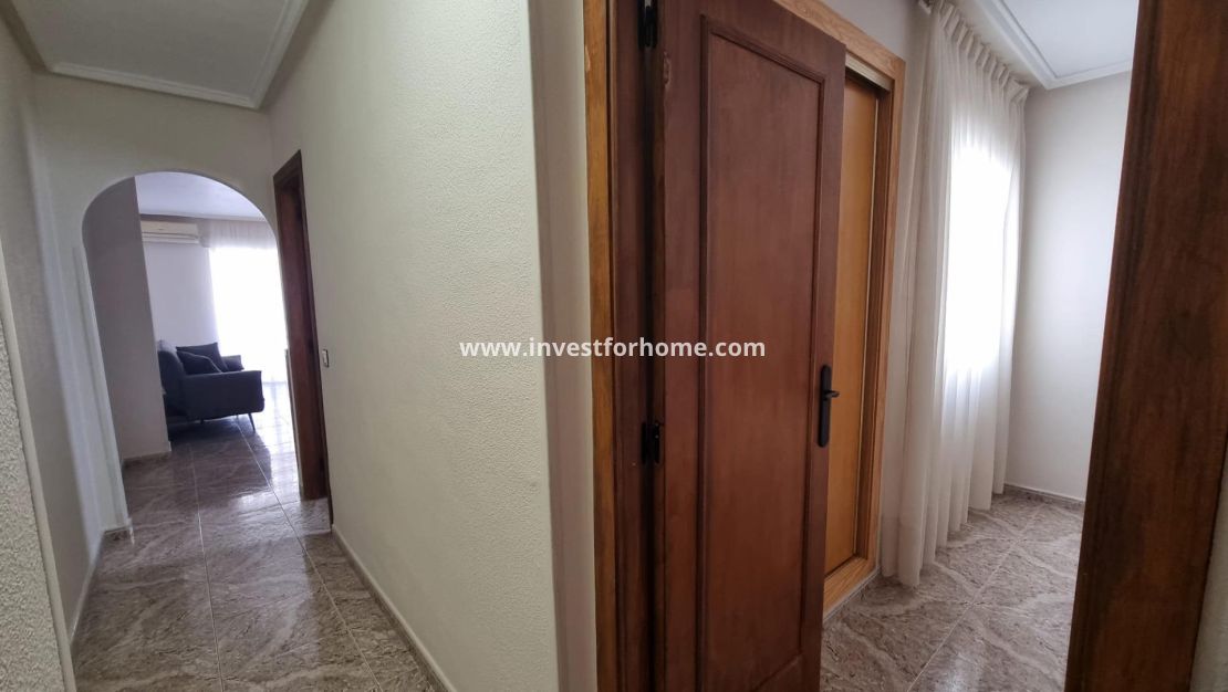 Verkoop - Appartement - Torrevieja - Centro
