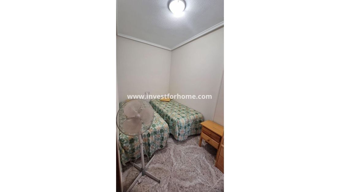Verkoop - Appartement - Torrevieja - Centro