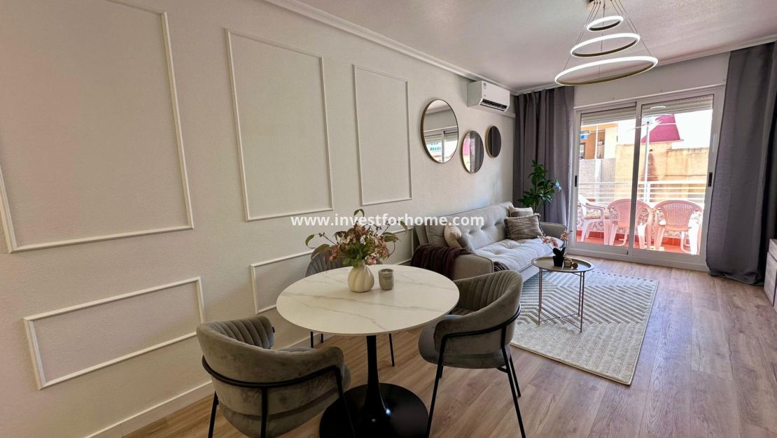 Verkoop - Appartement - Torrevieja - Centro