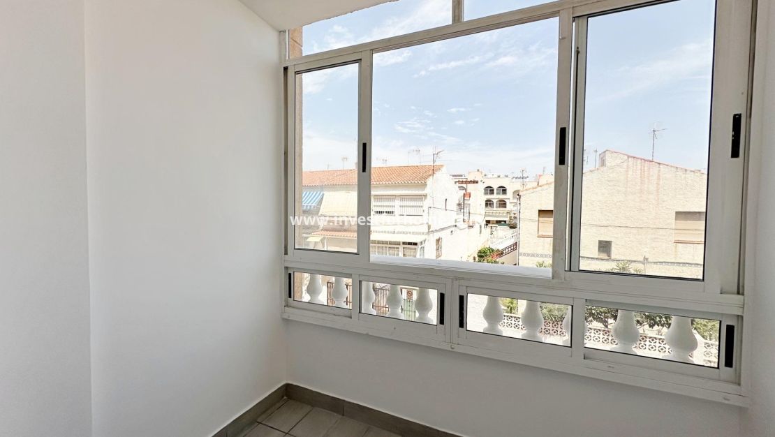 Verkoop - Appartement - Torrevieja - Centro