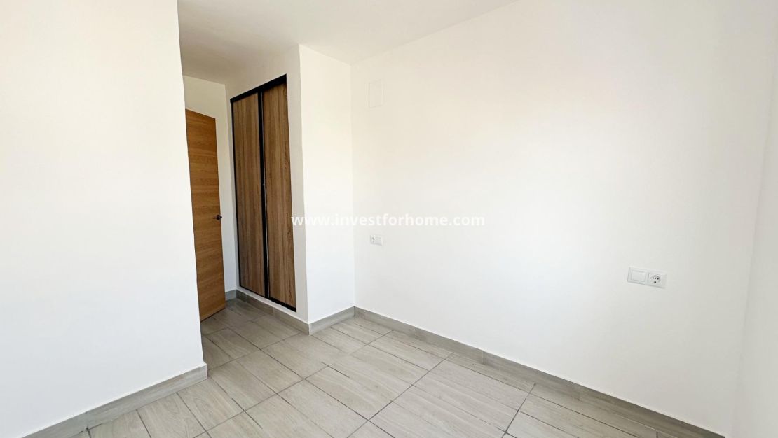 Verkoop - Appartement - Torrevieja - Centro