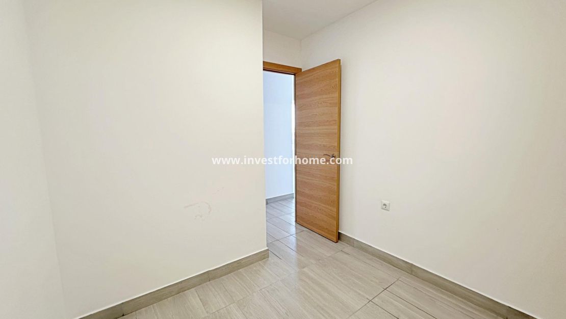 Verkoop - Appartement - Torrevieja - Centro