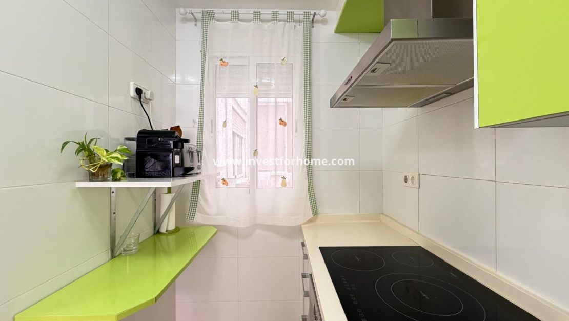 Verkoop - Appartement - Torrevieja - Centro