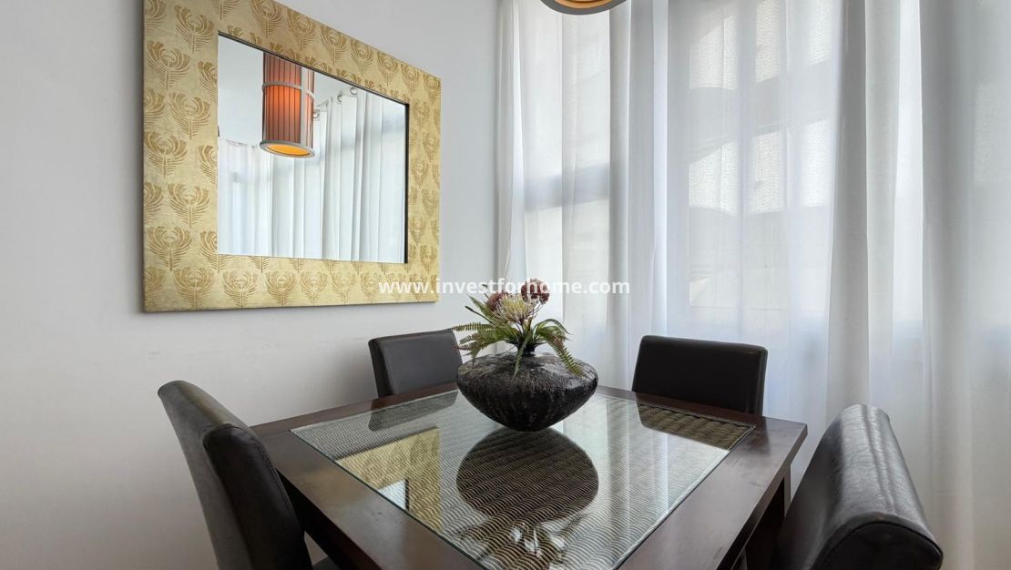 Verkoop - Appartement - Torrevieja - Centro