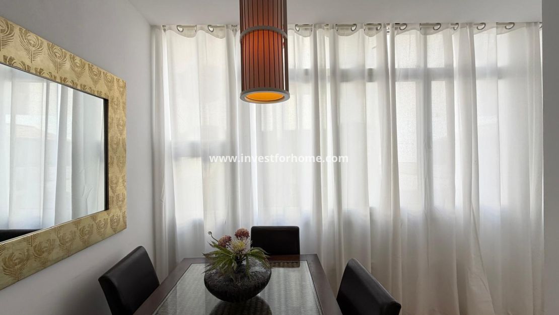 Verkoop - Appartement - Torrevieja - Centro
