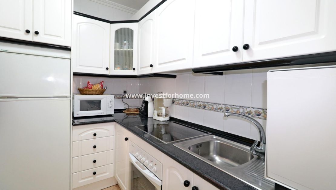 Verkoop - Appartement - Torrevieja - Centro