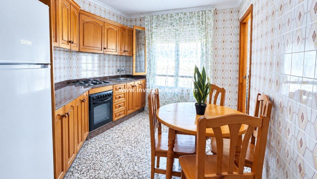 Verkoop - Appartement - Torrevieja - Centro