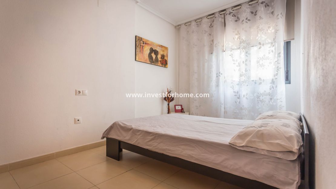Verkoop - Appartement - Torrevieja - Centro