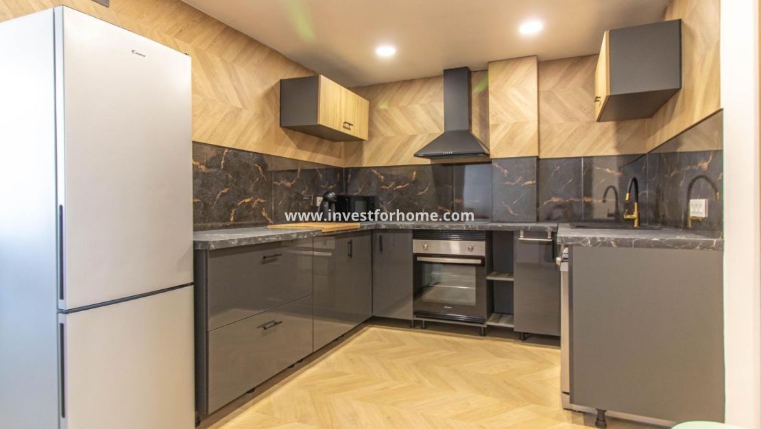 Verkoop - Appartement - Torrevieja - Costa Blanca