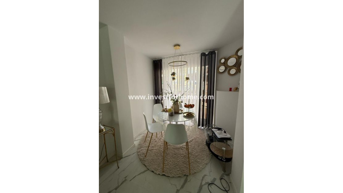 Verkoop - Appartement - Torrevieja - Costa Blanca