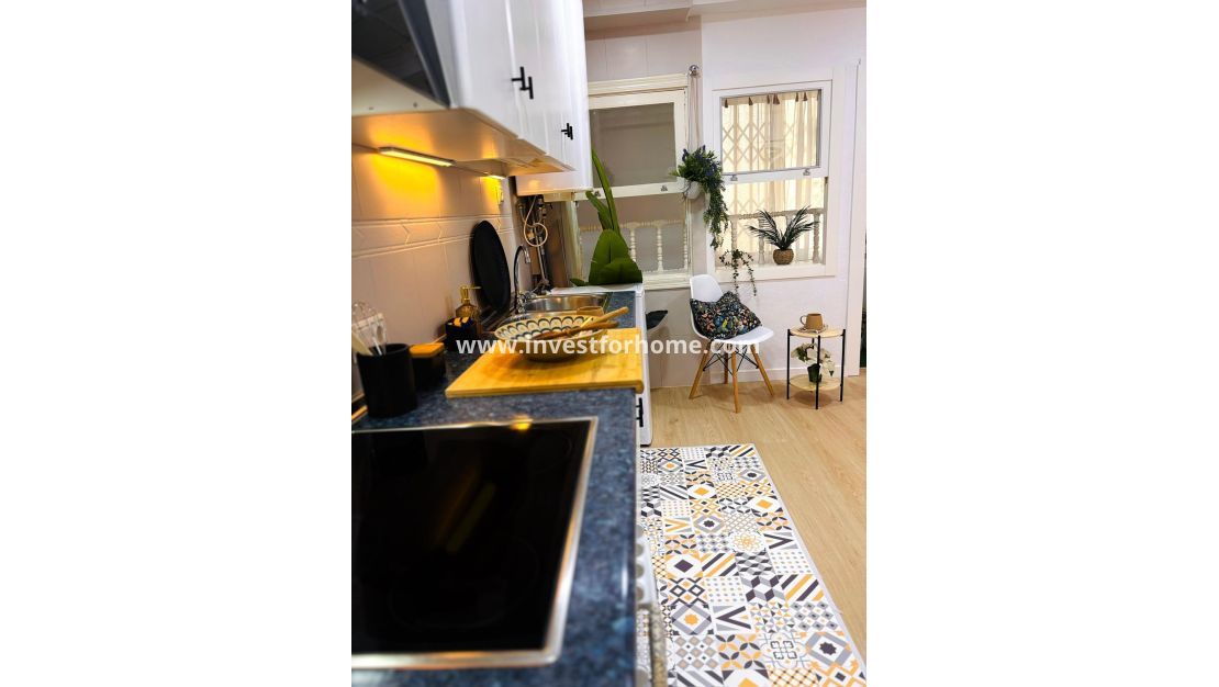 Verkoop - Appartement - Torrevieja - Costa Blanca