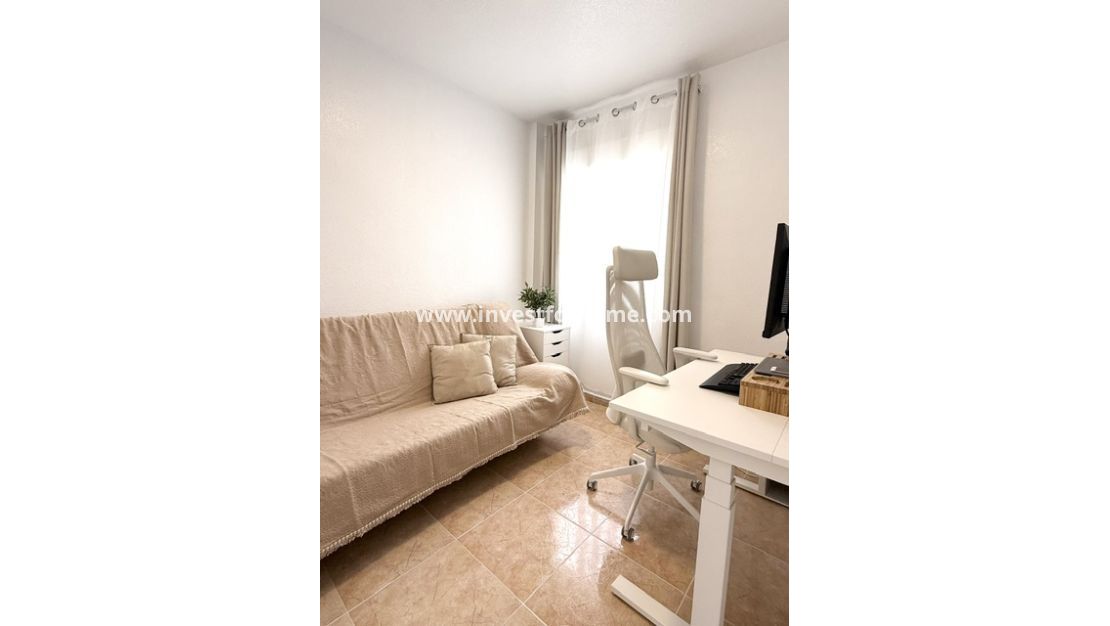 Verkoop - Appartement - Torrevieja - Costa Blanca