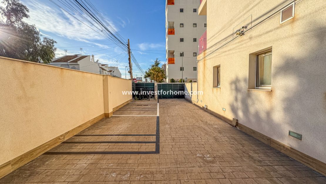 Verkoop - Appartement - Torrevieja - Costa Blanca